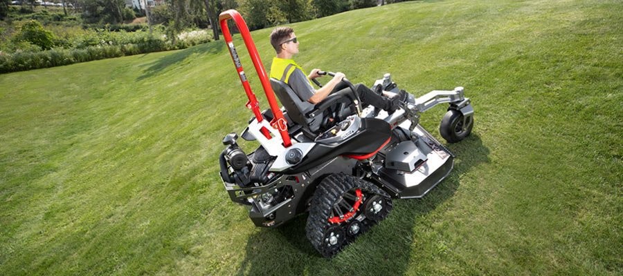 TRX slope mower with tracks